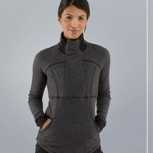 Lululemon Base Runner 1/2 Zip Heathered Herringbone Heathered Black size 10